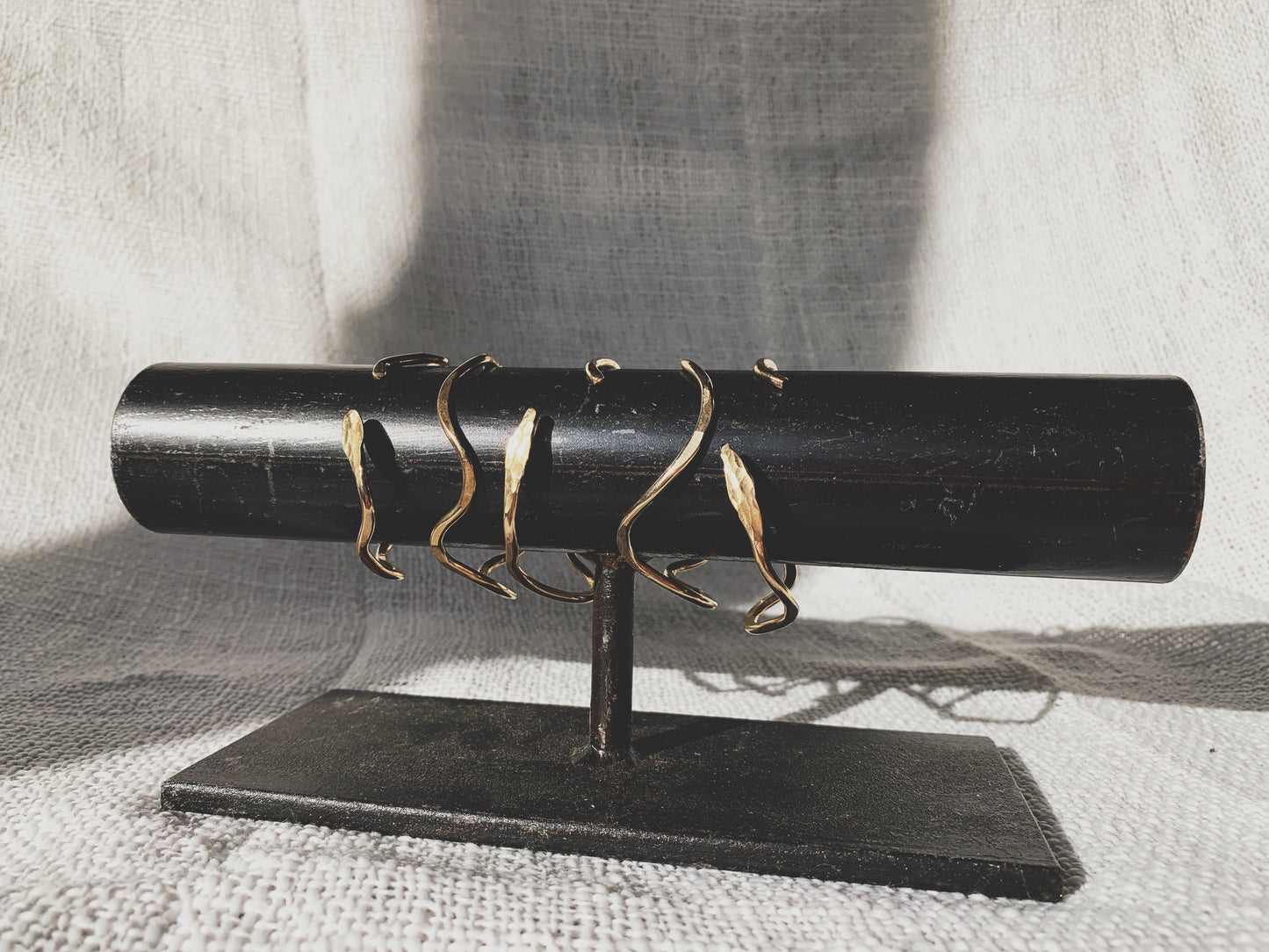 Daedal Snake Bangle