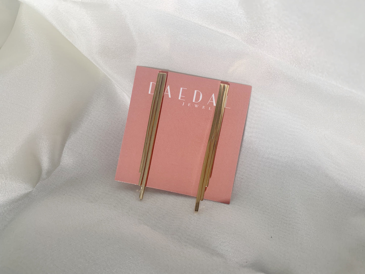 Daedal Nouveau Long Studs
