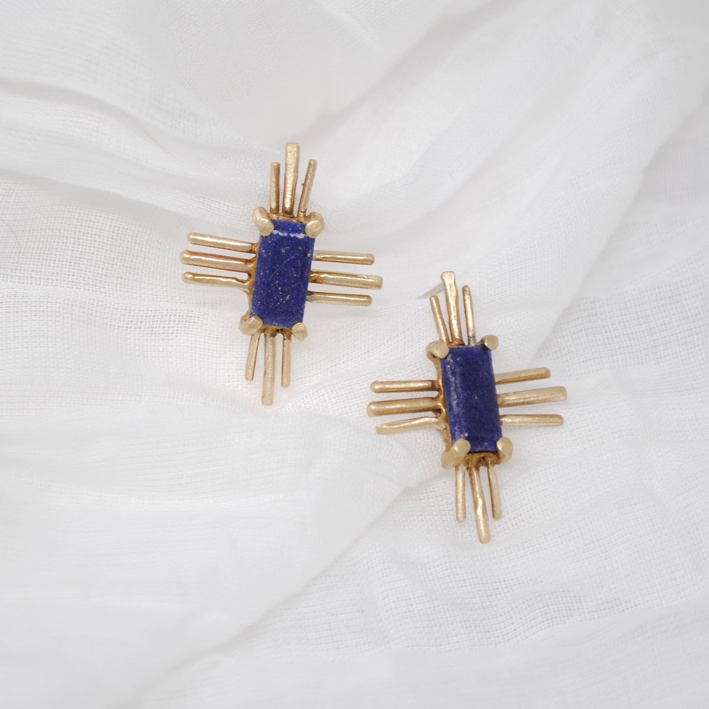 Daedal Starburst Studs