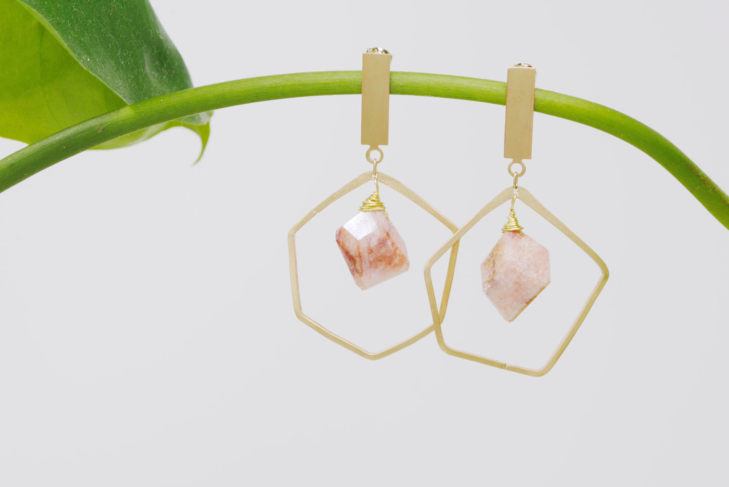 Daedal Nella Earrings (Rutilated Quartz)