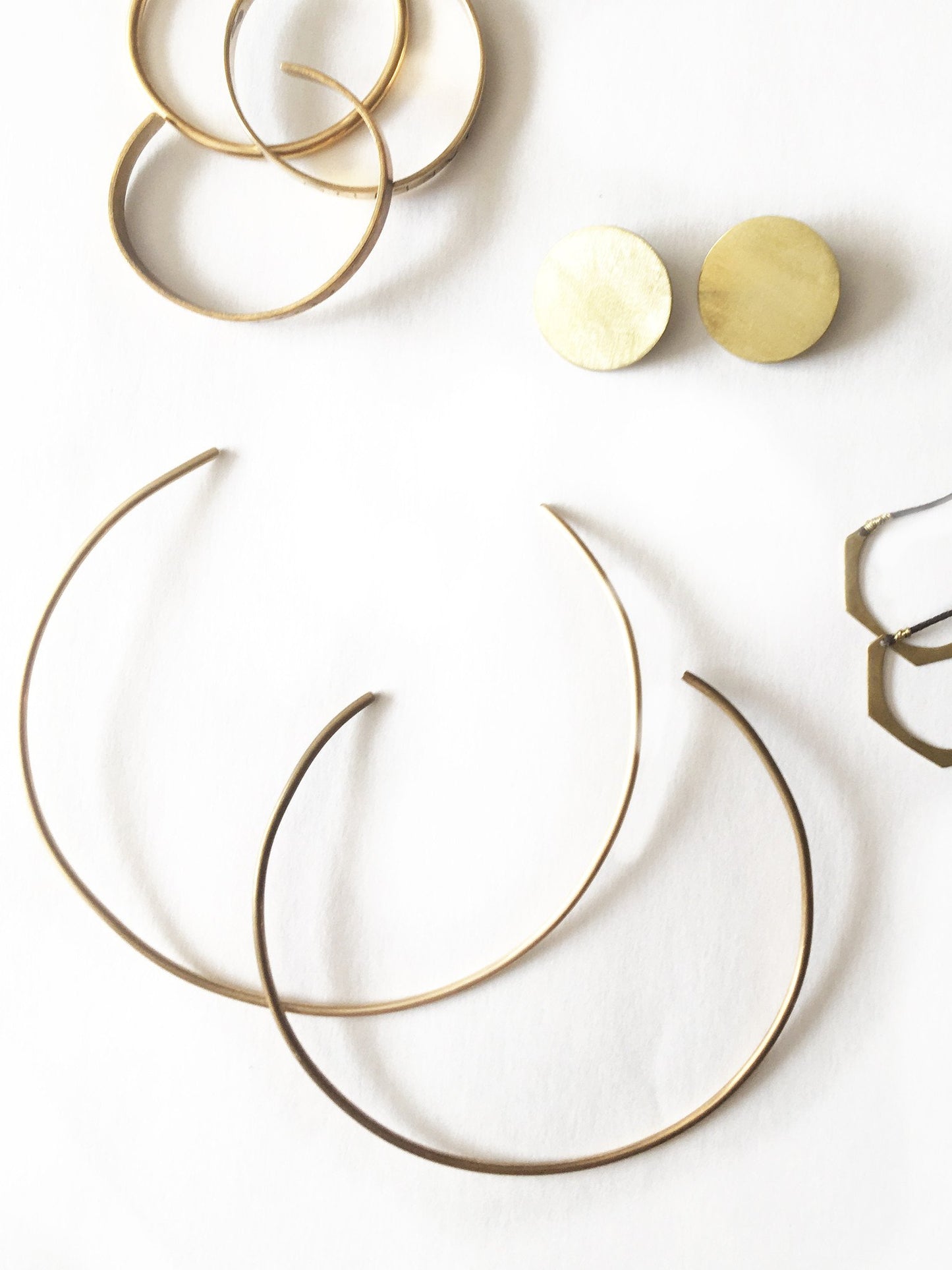 Daedal Solid Brass Choker